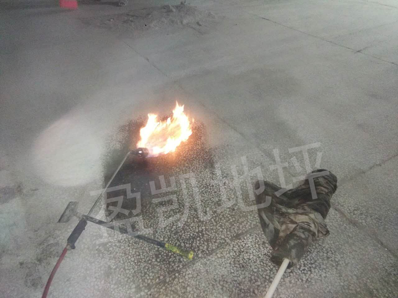 車間防滑地面3.jpg 車間防滑地面3.jpg